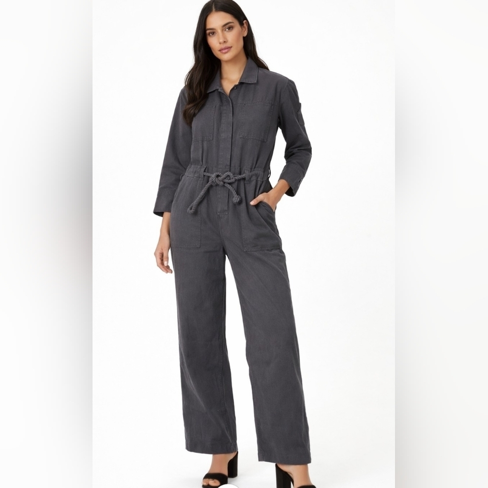 NWT Bluevelvet Charcoal Small Women's Jumpsuit PTP 21 - Inseam 29